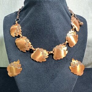 Vtg Genuine Copper Triple Layered Leaf Necklace & Clip On Earrings Set